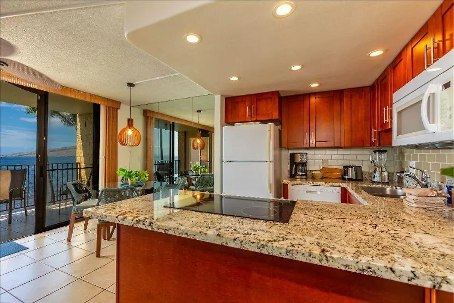 Kihei Beach, #404 Condo 0*,